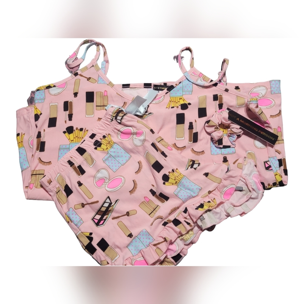 Not a morning person - makeup design - cami & short set size 1x.